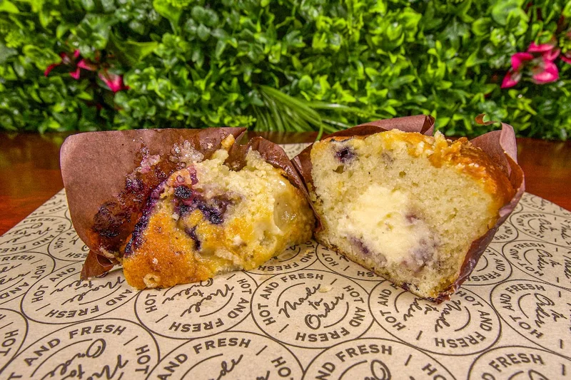 Blueberry Cheesecake Muffin